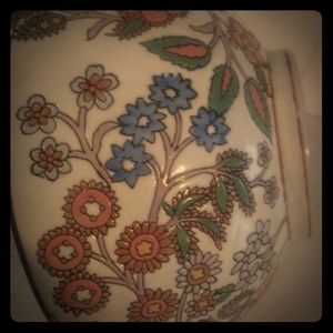 Andrea by Sadek bowl: Pink and blue flowers